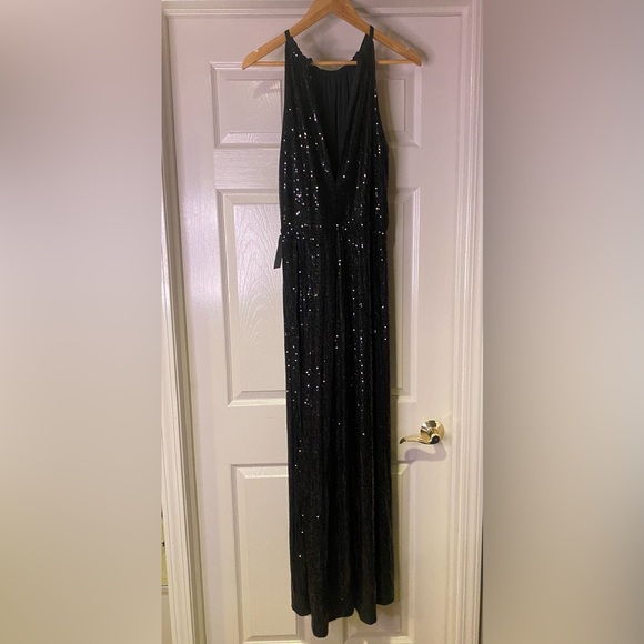 NWT Max Studio Women’s Sequin‎ Halter Wide Leg Jumpsuit in Black Size Medium - Picture 5 of 6